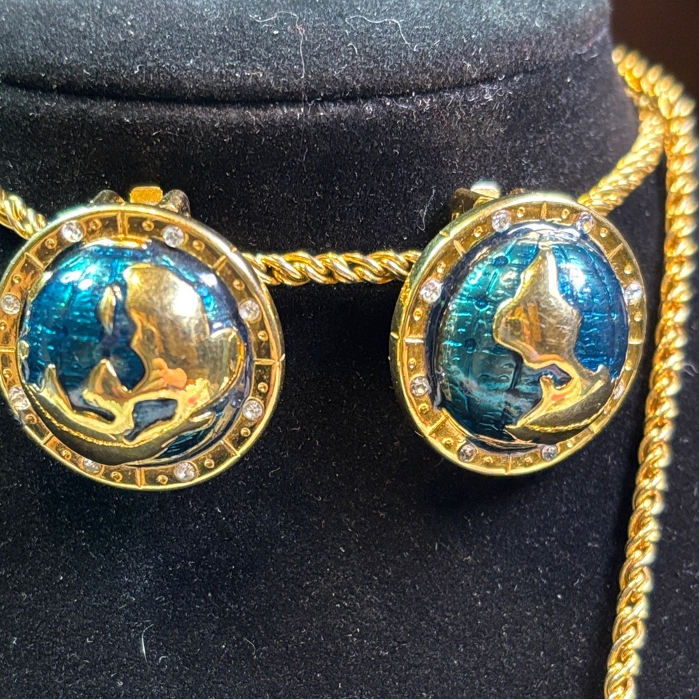 Kenneth Jay Lane (Kjl) World Peace Globe Necklace… - image 4